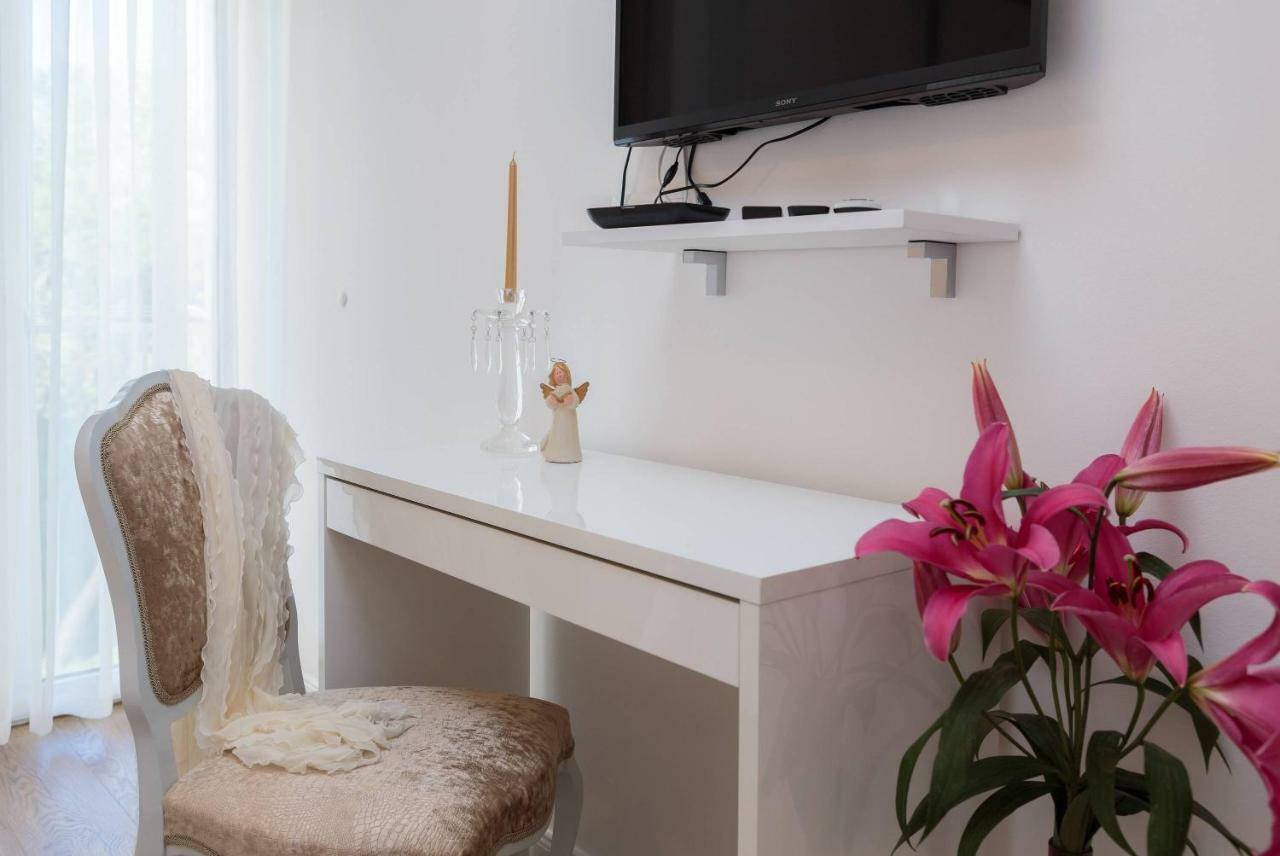 سبليت Apartment Amoretta With Parking المظهر الخارجي الصورة